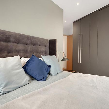 Modern And Spacious Penthouse Apartment In Putney With Free Parking London Exteriör bild